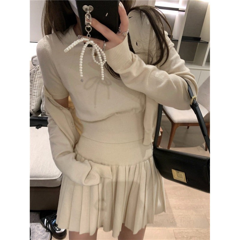 Damen Kurzärmeliges Strickkleid mit Faltenrock und Rundhalsausschnitt Drune