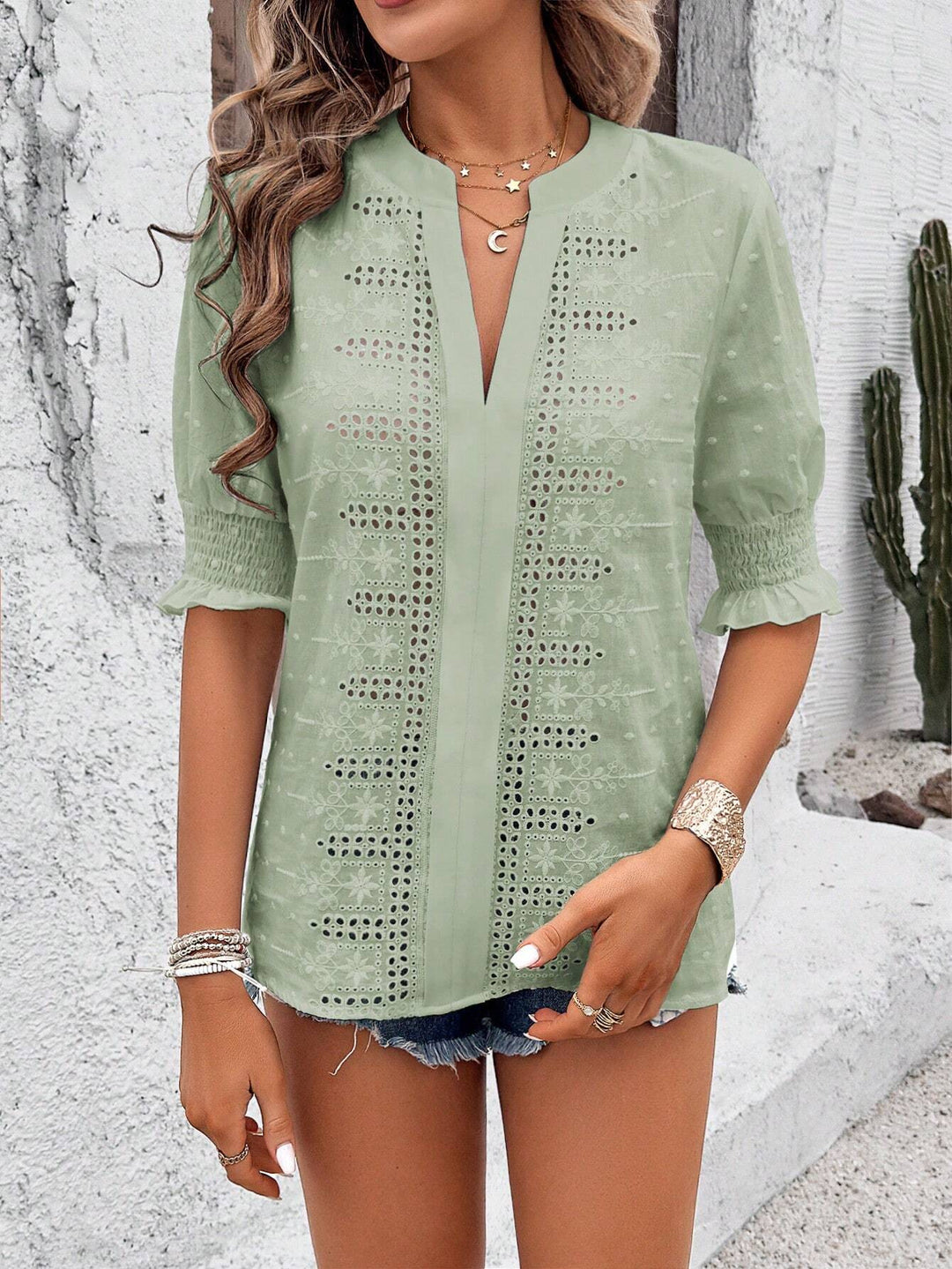 Damen Boho-Tunika mit Broderie-Anglaise und gerafften 3/4-Ärmeln Drune