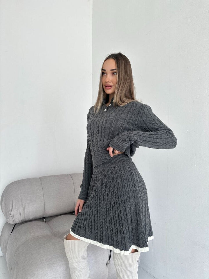 Damen gestricktes Zopfmuster-Polokragen-Set mit Button-Placket und A-Linien-Rock Drune