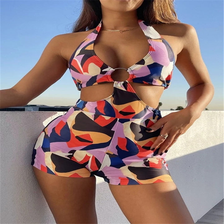 Damen Badeanzug mit hohem Beinausschnitt und raffiniertem Cut-Out Drune