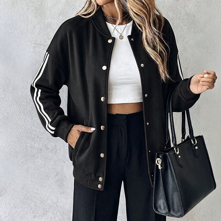 Damen Oversized Collegejacke mit Druckknopfleiste und kontrastierenden Streifenärmeln Drune