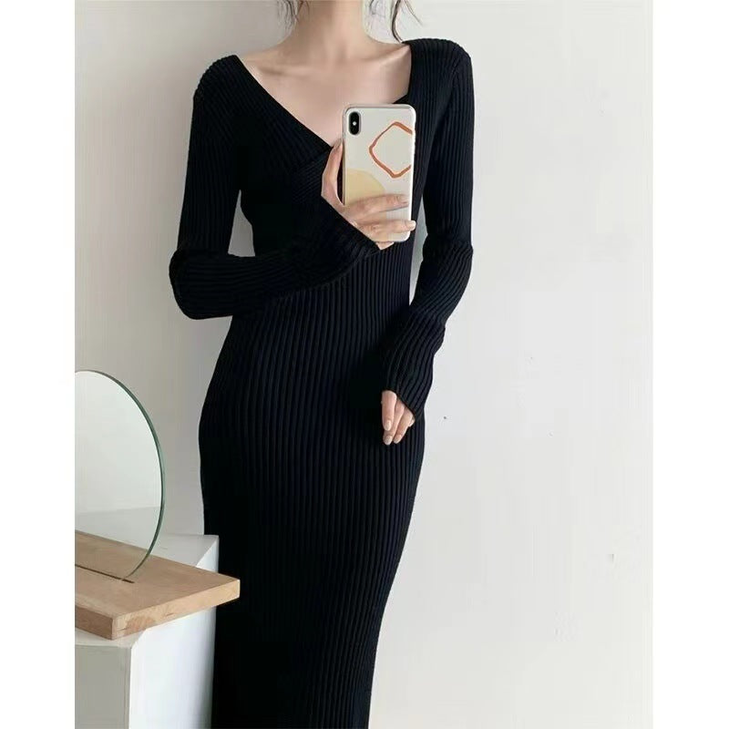 Damen Strickkleid mit elegantem Off-Shoulder Design und feiner Rippstruktur Drune