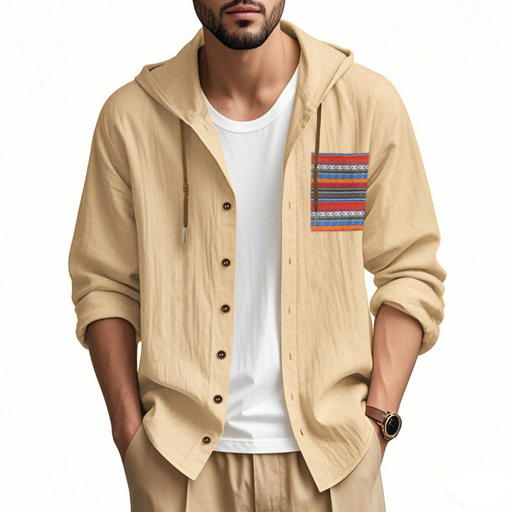 Herren nan leichte Kapuzenhemdjacke aus strukturierter Baumwollmischung mit Ethno‑Brusttasche und Knopfleiste Drune