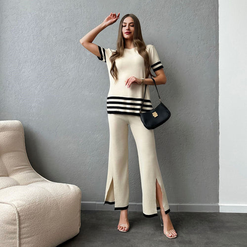 Damen stylisches Strick-Loungewear-Set mit breiten Streifen und seitlichen Schlitzen Drune