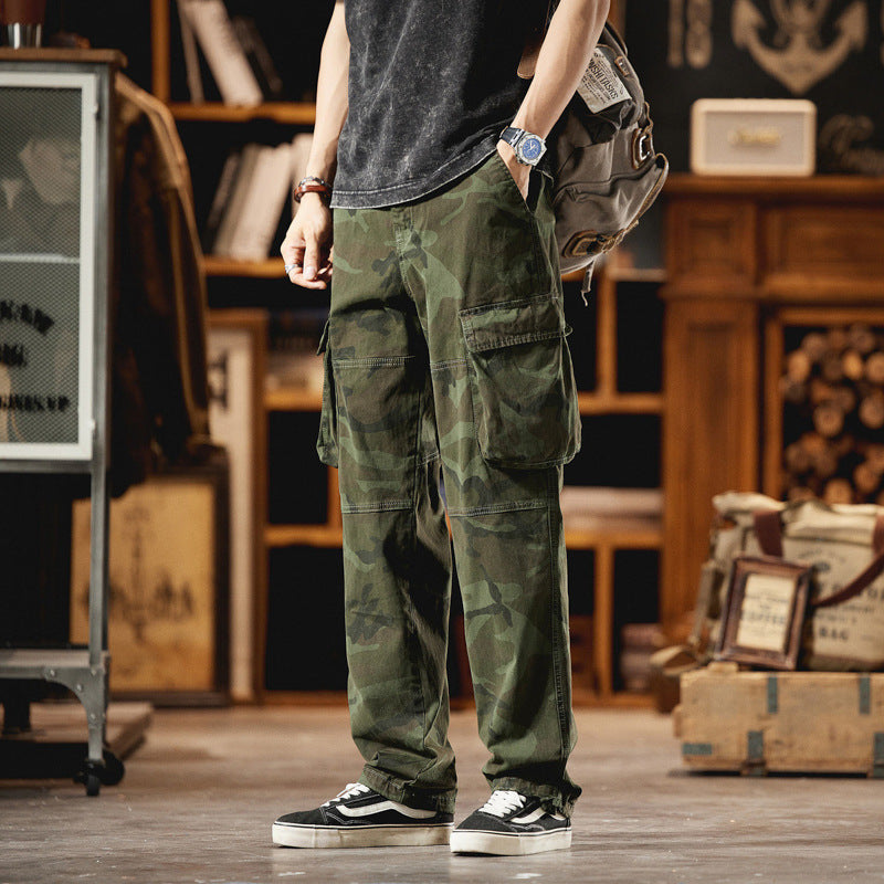 Herren Relaxed-Fit Camouflage-Cargohose mit seitlichen Klappentaschen und Kordelabschlüssen Drune