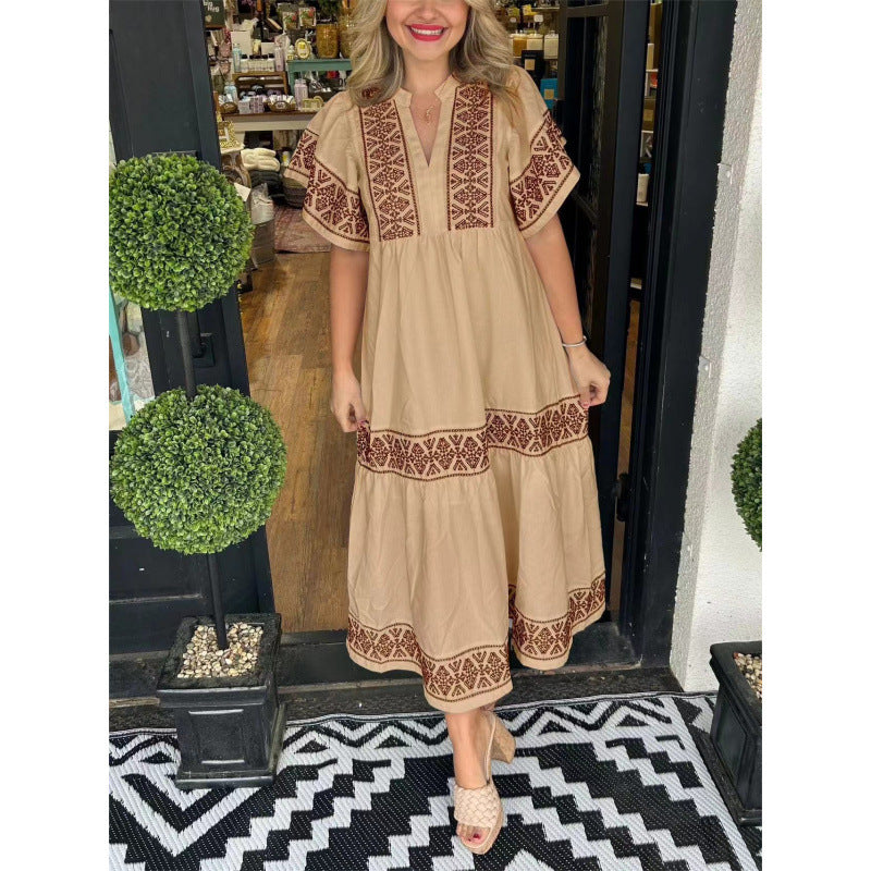 Damen Maxikleid mit raffinierten Stickdetails und ausgestelltem Schnitt Drune