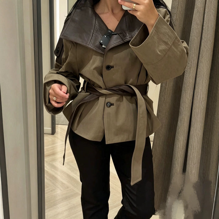 Damen Kurzjacke mit übergroßem Lederkragen und Bindegürtel Drune