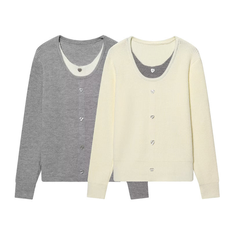 Damen zweilagiger Feinstrick-Cardigan mit integriertem Untertop und Herzknöpfen Drune