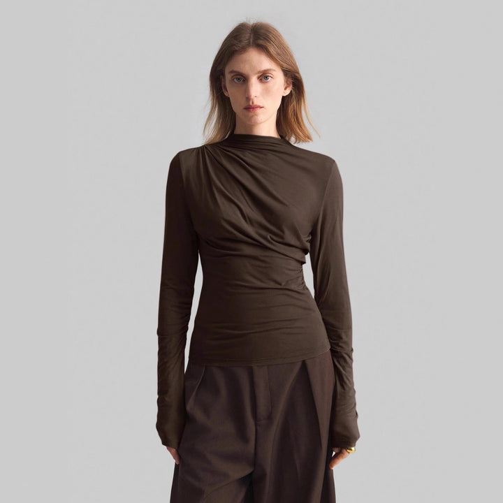 Damen nan schmal geschnittenes Langarmshirt mit asymmetrischer Drapierung und seitlicher Raffung Drune