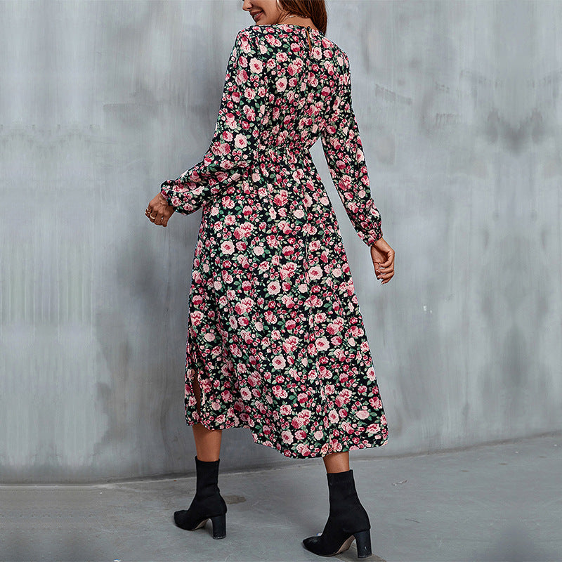 Damen Maxikleid mit V-Ausschnitt, taillierter Empire-Naht, seitlichem Beinschlitz und floralem Allover-Print Drune