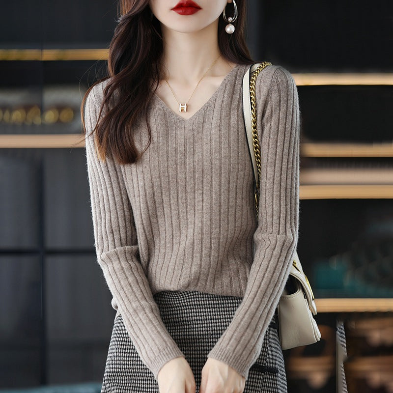 Damen Strickpullover mit feiner Rippenstruktur und V-Ausschnitt Drune