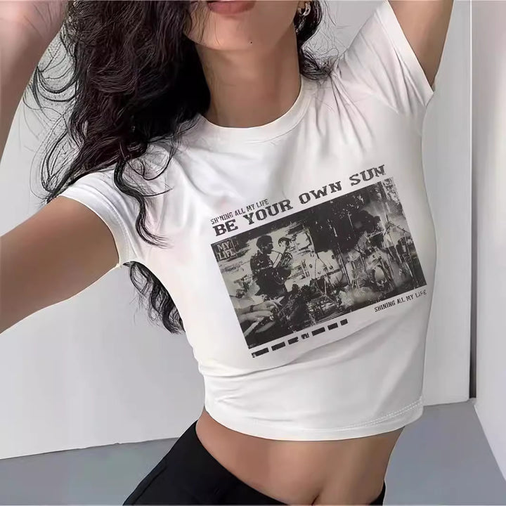 Damen Crop-T-Shirt mit inspirierendem Schriftzug und Sternen-Design Drune
