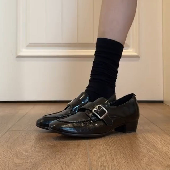 Damen Loafer mit poliertem Finish, dekorativer Metallschnalle und niedrigem Blockabsatz Drune