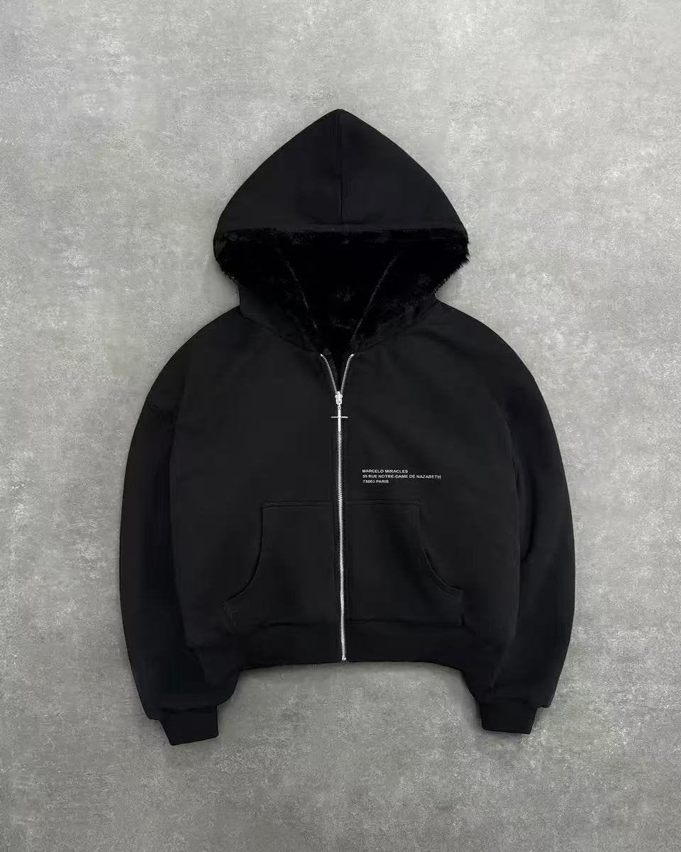 Unisex Kapuzen-Sweatjacke mit Kunstfellfutter, verkürztem Schnitt und Kreuz-Reißverschluss Drune