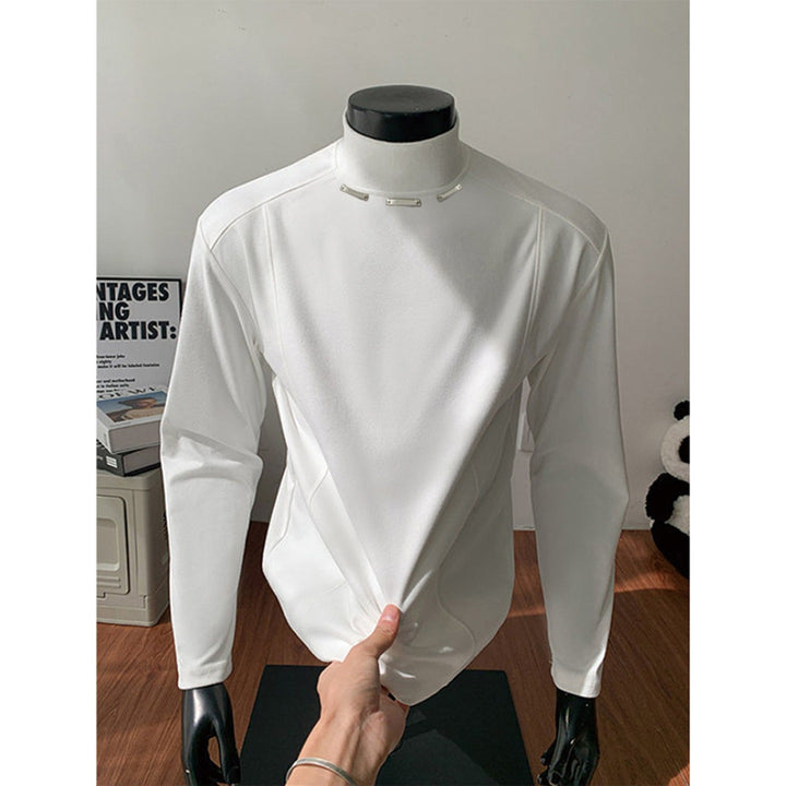 Herren Slim-Fit Langarmshirt mit hohem Stehkragen und dekorativen Metallleisten Drune