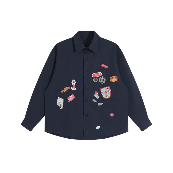 Unisex Lockeres Button-Down-Hemd mit vintage-inspirierten Emblem-Patches und Brusttasche Drune