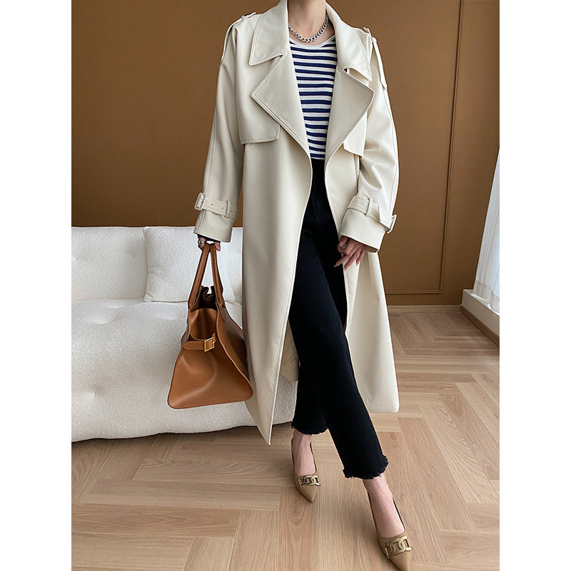 Damen eleganter Trenchcoat mit breitem Revers und praktischen Taschen Drune