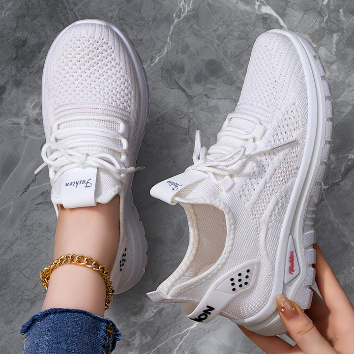 Damen nan sockenähnlicher Strick-Fit Sneaker mit elastischer Schnürung, gelochter Fersenverstärkung und dämpfender Plateau-Sohle Drune