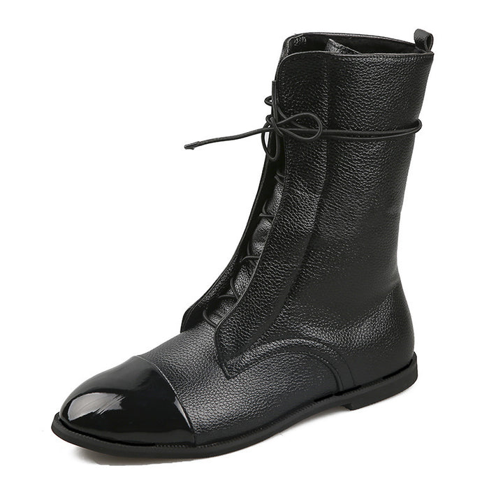 Damen nan elegante Schnür-Stiefelette mit lackiertem Zehenkappen-Detail, genarbtem Obermaterial und schlanker Flachsohle Drune