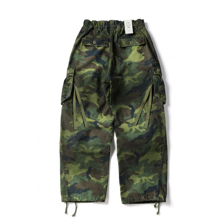 Unisex Locker geschnittene Cargo-Hose mit Bananen-Applikation, großen aufgesetzten Taschen und verstellbarem Saum Drune