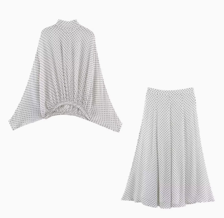 Damen 100+ oversized Pünktchenbluse mit Fledermausärmeln, Stehkragen und elastischem Saum Drune