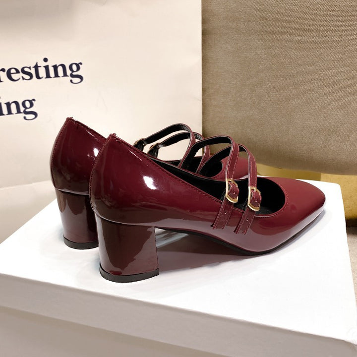 Damen Lack-Mary-Jane-Pumps mit doppelt verstellbaren Riemen und mittelhohem Blockabsatz Drune