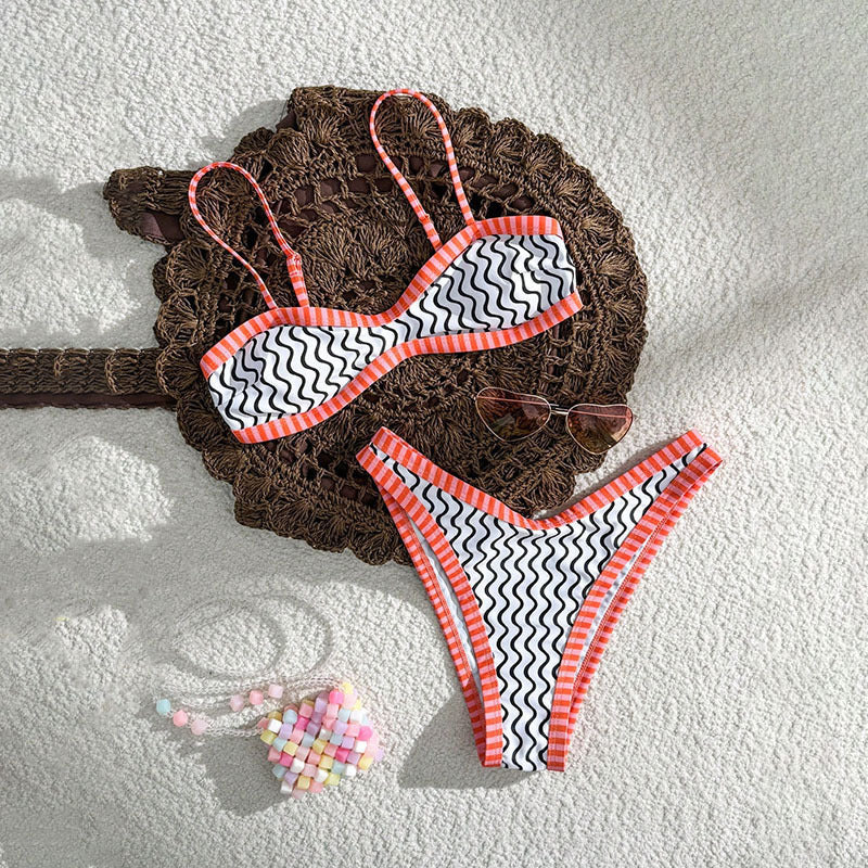 Damen Bikini-Set mit strukturiertem Wellenmuster und sportlichem Trägerdesign Drune