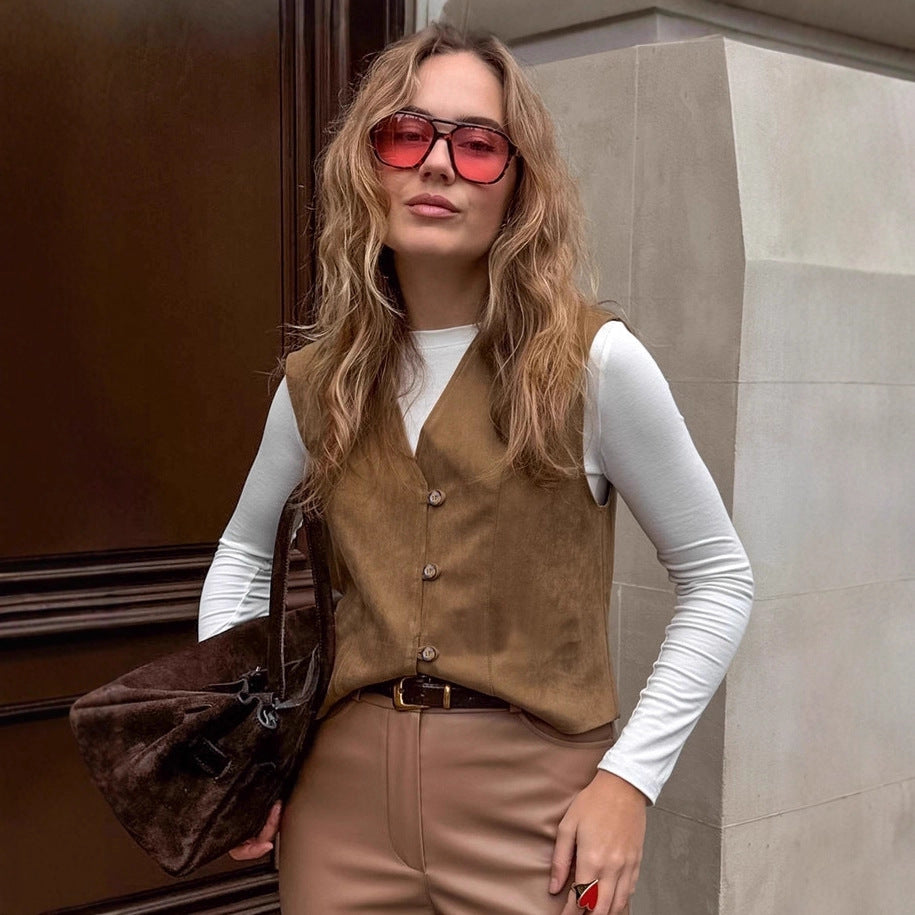 Damen Modische Wildlederweste mit eleganten Knopfdetails Drune