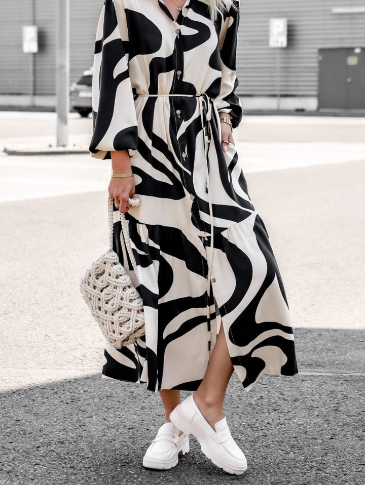 Damen nan gemustertes Hemdblusenkleid mit Taillenkordel, durchgehender Knopfleiste und seitlichem Schlitz Drune