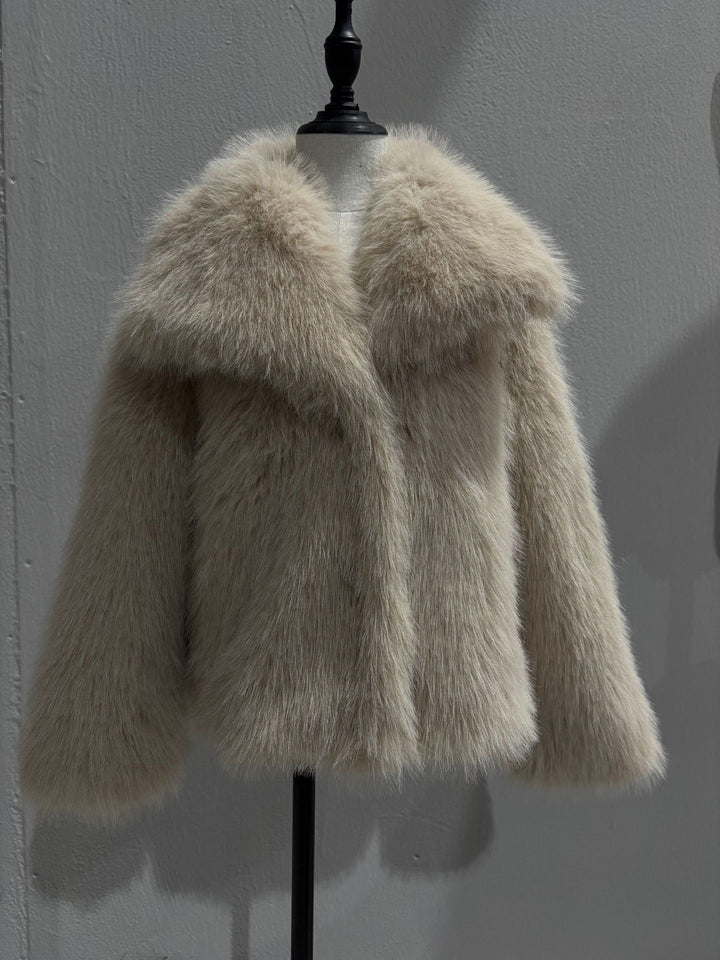Damen Kurzbolero im Boxy-Cut aus veganem Shaggy-Kunstpelz mit XXL-Schalkragen Drune