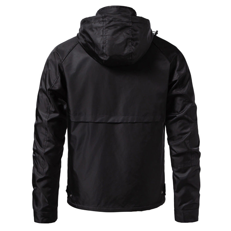 Herren Wasserabweisende Kapuzenjacke im Utility‑Stil mit Druckknopfleiste und Pattentaschen Drune
