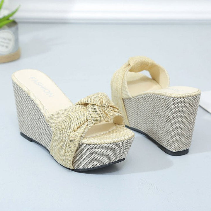 Damen nan Keil-Pantolette mit hohem Bast-Plateau und gedrehtem Textilriemen Drune
