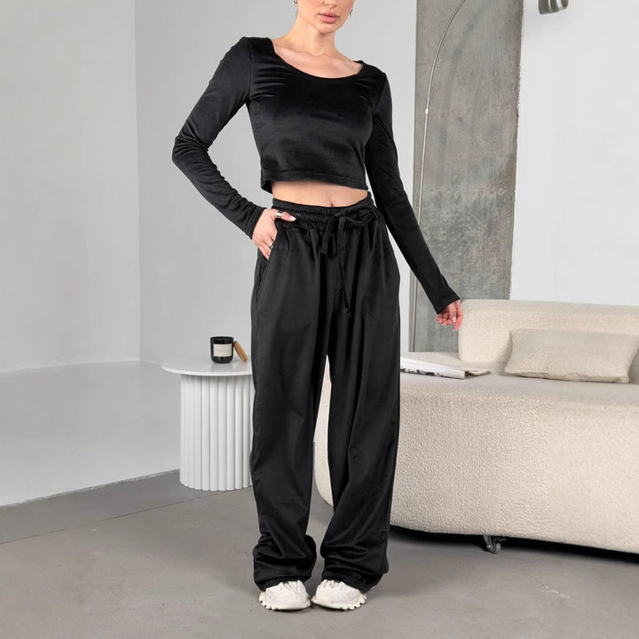 Damen samtiges bauchfreies Langarm-Crop-Top mit weitem Rundhalsausschnitt Drune