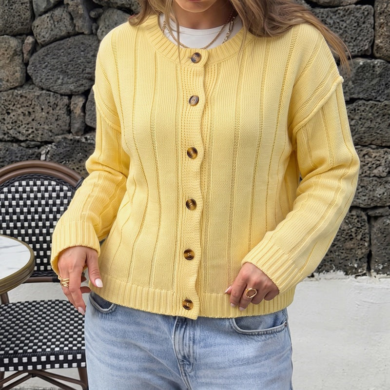 Damen Strickjacke mit Knopfdetails und feiner Rippstruktur Drune