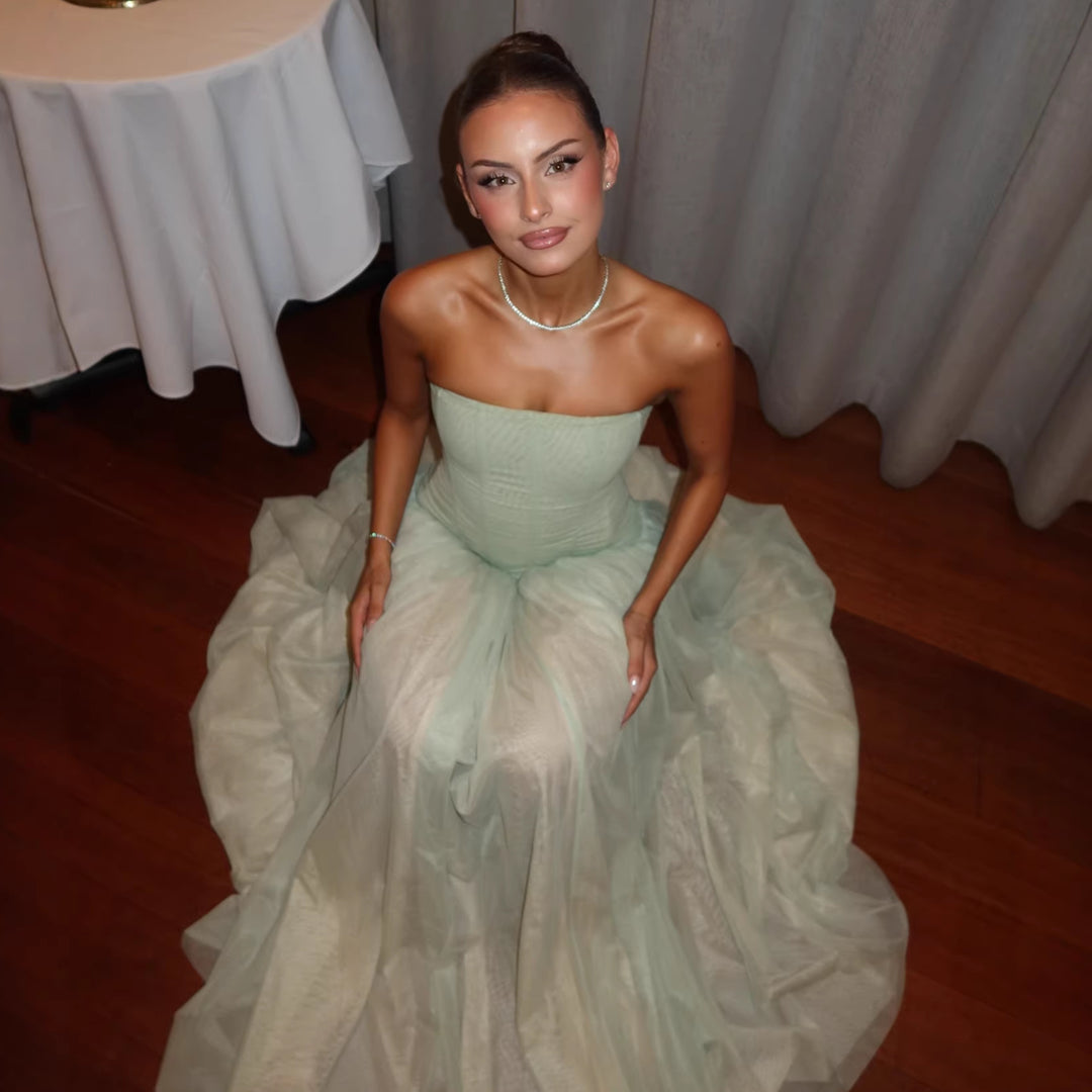Damen elegantes, trägerloses Maxikleid mit fließendem Tüllrock Drune