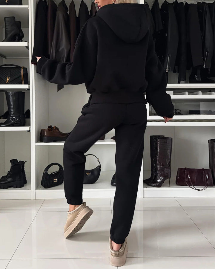 Drune | Run Kapuzenpullover und Cropped Hose Zwei Teile Satz