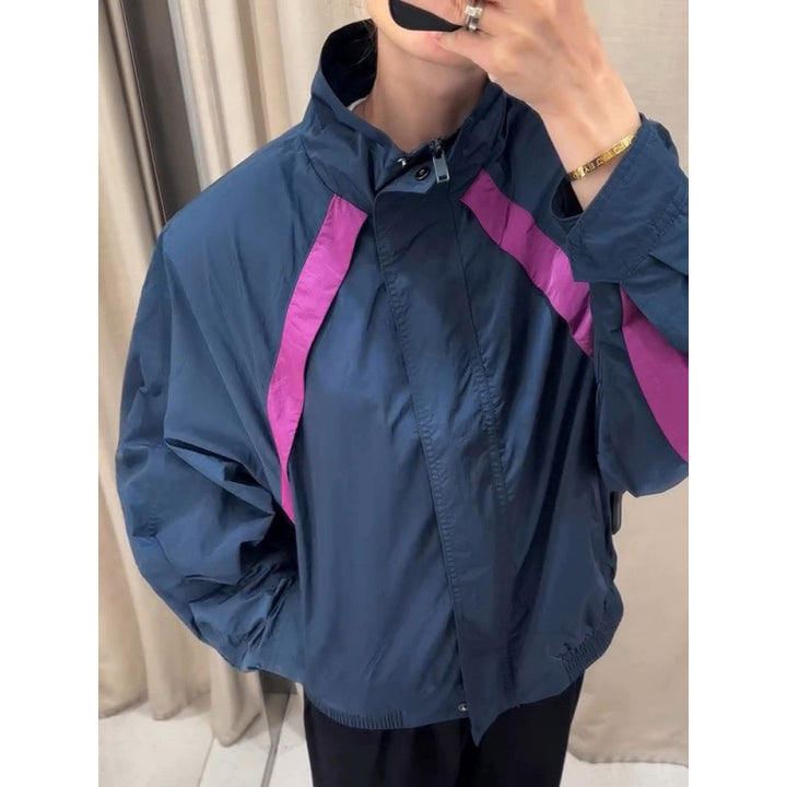 Damen Leichte Oversize Windjacke mit hohem Stehkragen und Kontraststreifen Drune