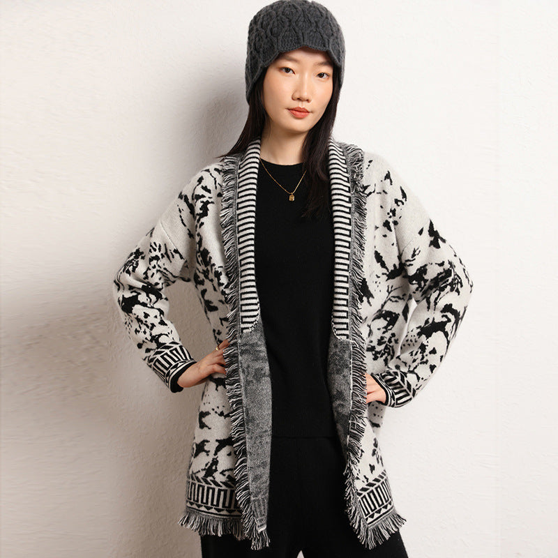 Damen Komfortable Strickjacke mit grafischem Muster und Fransendetails Drune