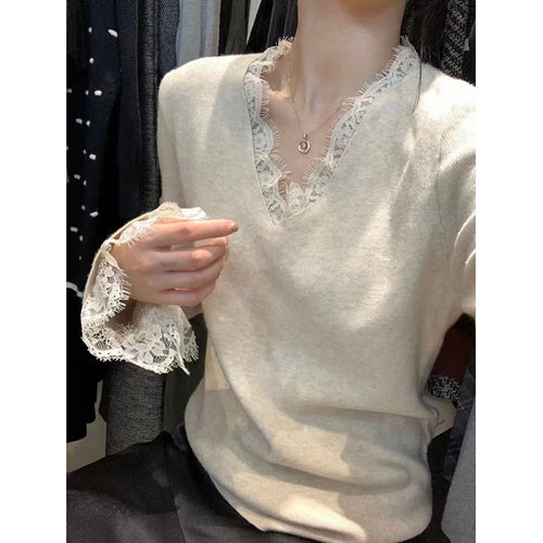 Damen Strickpullover mit feinem Spitzenbesatz und V-Ausschnitt Drune