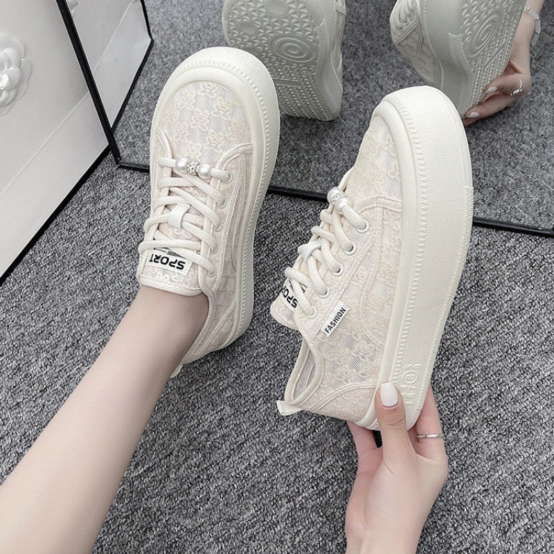 Damen Sportliche Sneakers mit modischem Design und stylischen Akzenten Drune