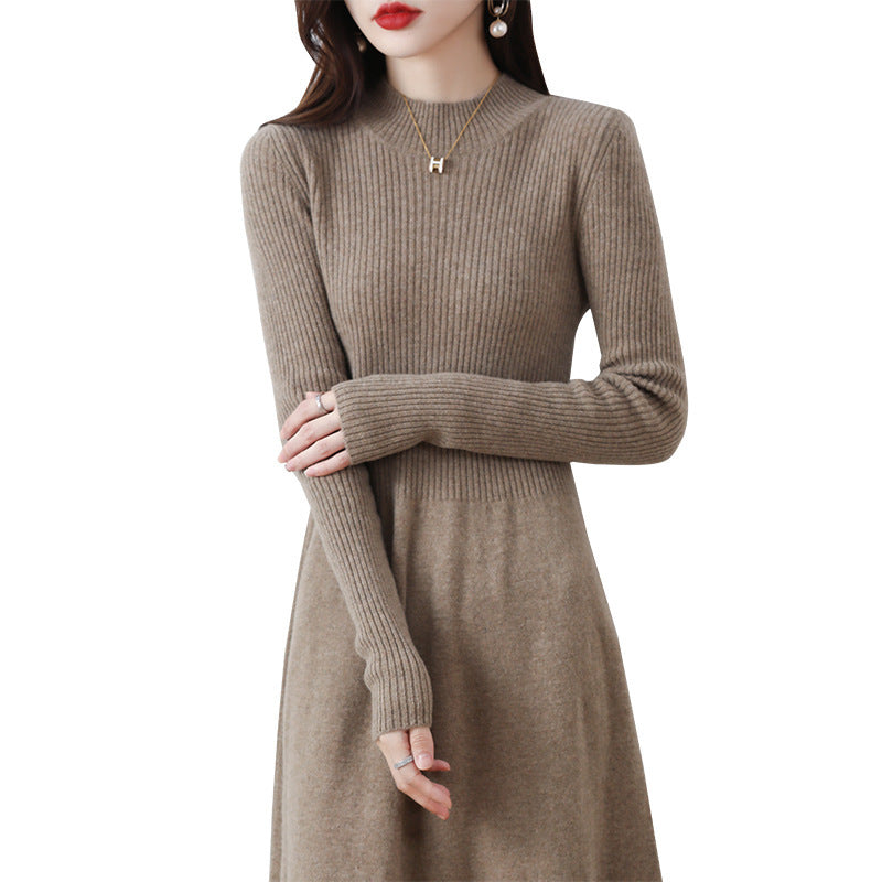 Damen Strickkleid mit elegantem Rollkragen und weit schwingendem Rock Drune