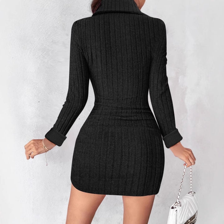 Damen Strickkleid mit V-Ausschnitt und Knopfdetails Drune