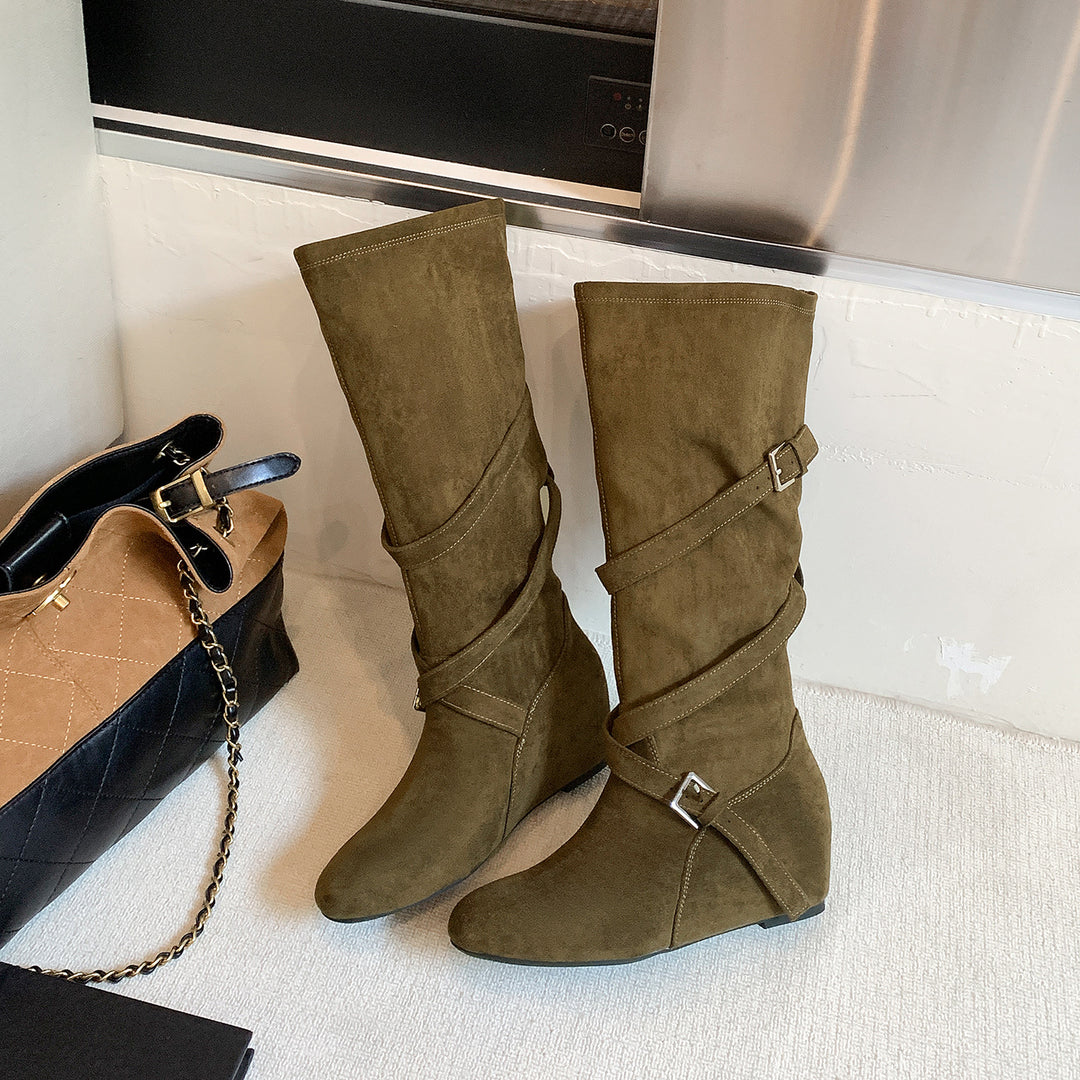 Damen Kniehohe Velourslederstiefel mit Wickelriemen und flachem Keilabsatz Drune