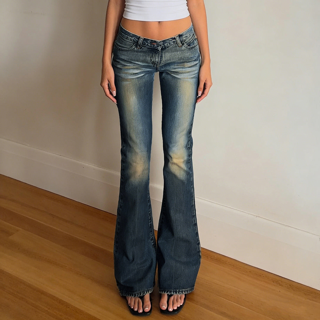 Damen Schlagjeans mit Used-Effekt, Whiskering und ausgestelltem Bein Drune