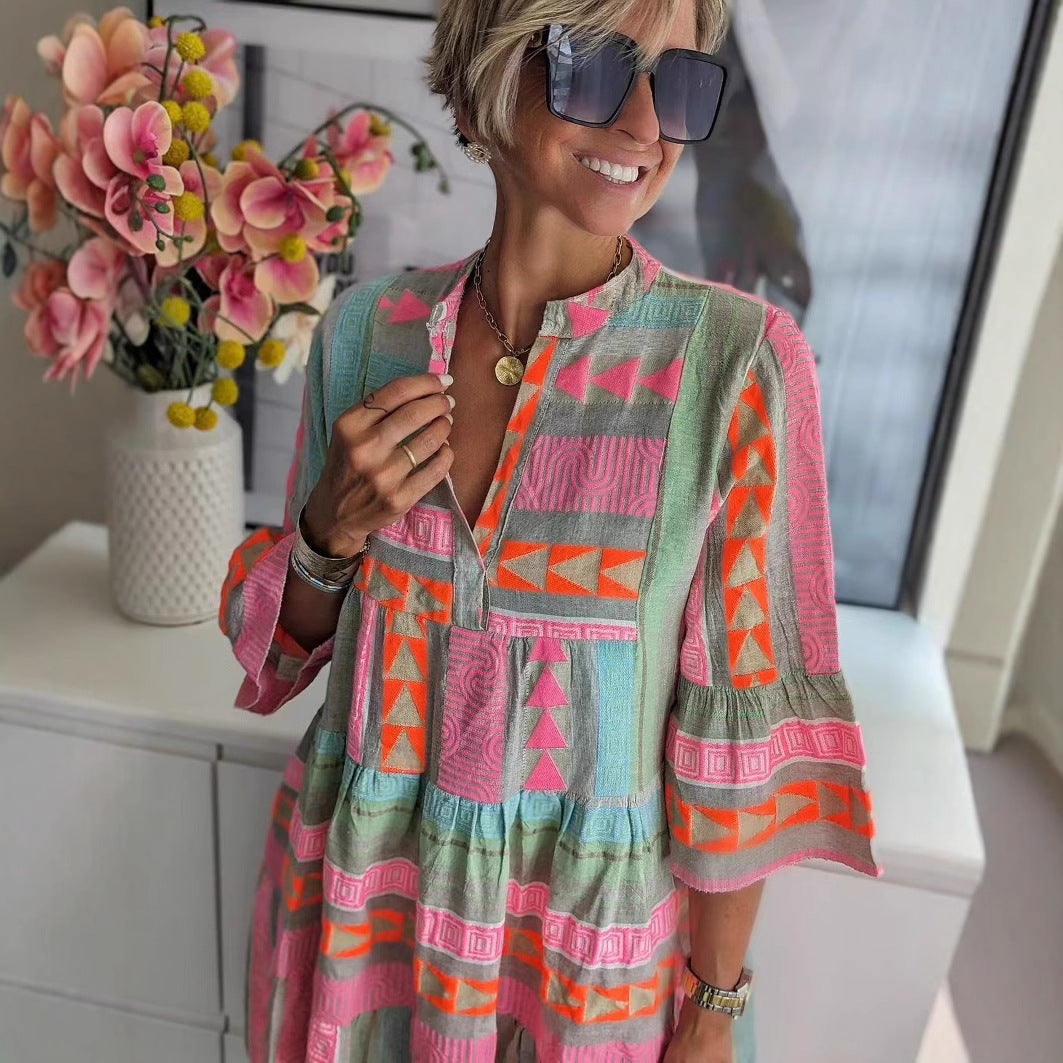 Damen luftiges Sommerkleid mit bunten geometrischen Mustern Drune