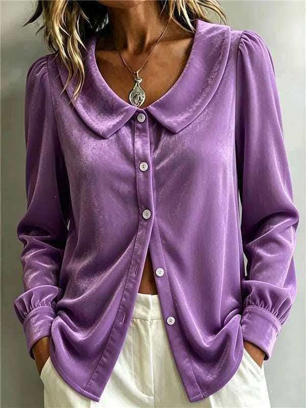 Damen Samt‑Hemdbluse mit Peter‑Pan‑Kragen und Perlmuttknopfleiste Drune