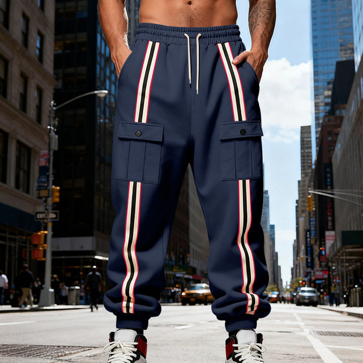 Herren Cargo-Jogginghose im Urban-Streetwear-Look mit Kontraststreifen und Klappentaschen Drune