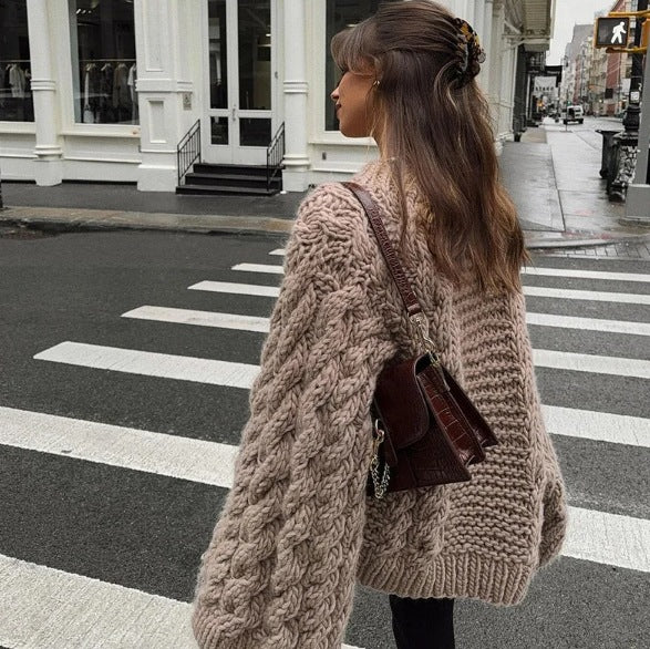 Damen Strickpullover mit voluminösen Ärmeln und strukturiertem Zopfmuster Drune