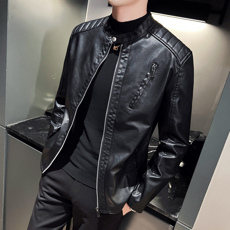 Herren Schlanke Kunstleder-Bikerjacke mit Stehkragen, Steppeinsätzen und Reißverschlusstaschen Drune