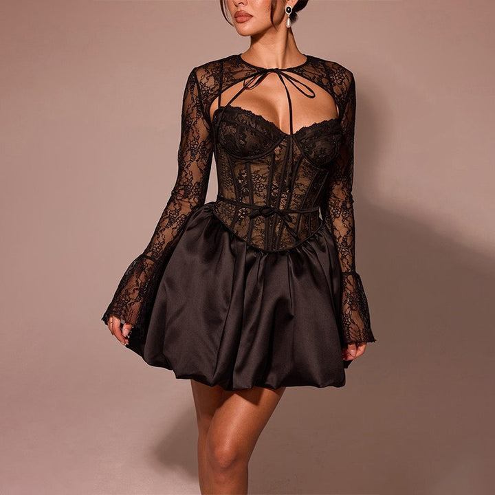 Damen Verspieltes Spitzenkleid mit großflächigen Rüschendetails und taillierter Silhouette Drune